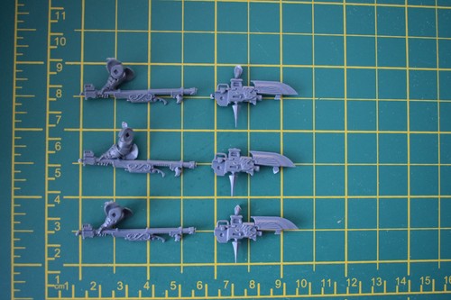 Warhammer 40k adeptus custodes - warhammer,