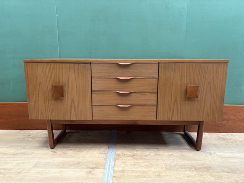 Mid century teak sideboard - sideboard, by