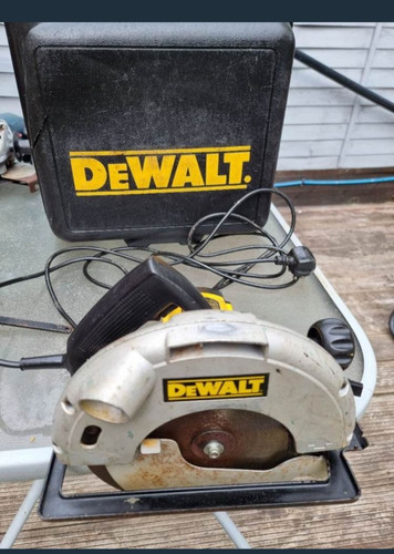 Dewalt dw62 circular saw - saw, with