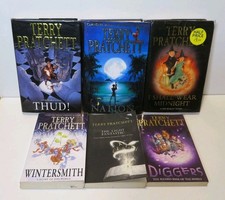 Terry Pratchett Books mixed