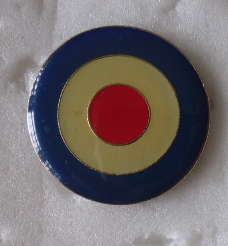 Lambretta enamel pin - enamel,