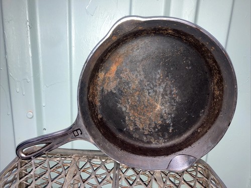 Vintage antique cast iron - cast,