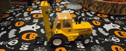 Britains 9513 scale - britains, 1:32