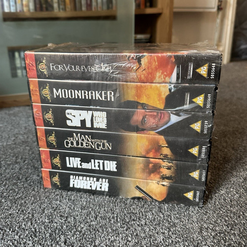James bond 007 - james, vhs