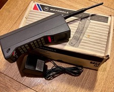 Motorola Independent vintage mobile cell phone version of DynaTAC 8800X brick