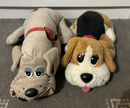 Vintage pound puppies - pound,