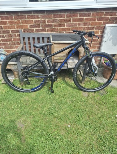 Carrera hellcat mountain - carrera, bike