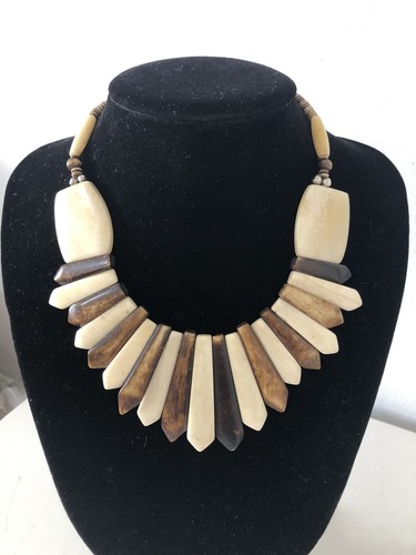 Vintage carved horn - vintage,
