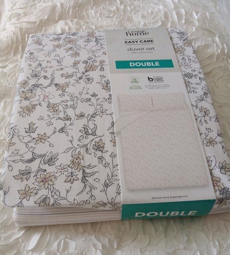 Ditsy floral poly cotton - floral,