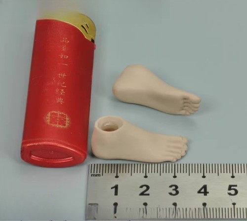 1pair female soldier feet - 1pair,