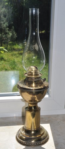 Kerosene lamp hitchcock - kerosene,