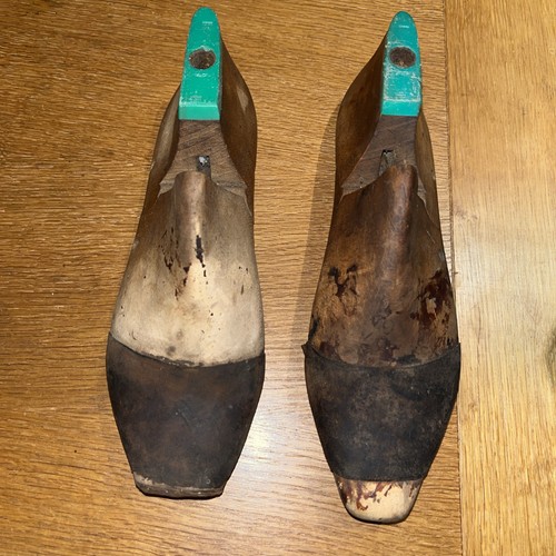 Vintage wooden shoe - , lasts