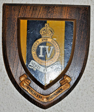 Vintage 4th Queen's Own