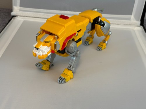 Voltron legendary defender - voltron,