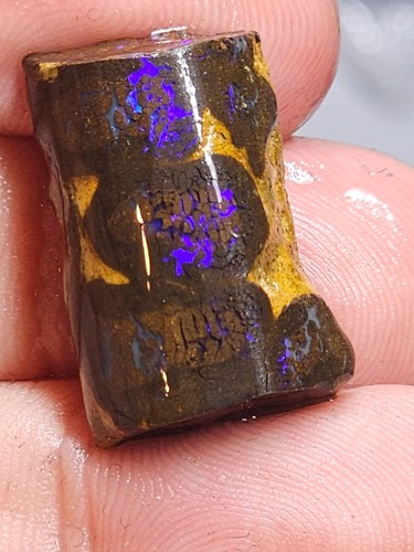 2cts australian boulder - 26.2cts,