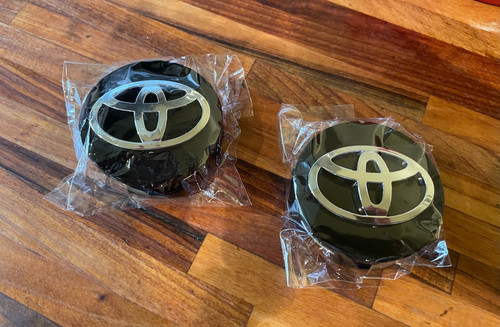 Toyota wheel centre caps - x,