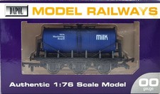 Dapol B648 6 Wheel Milk Tanker