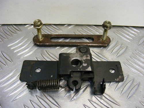 Honda seat catch - cb-1, 1989