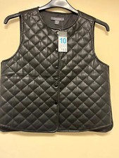 Women’s gilet size 10 button