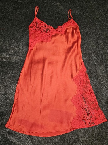 Victoria secret red - victoria’s,