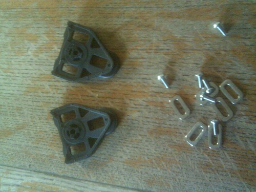 Look type delta black cleats - delta,