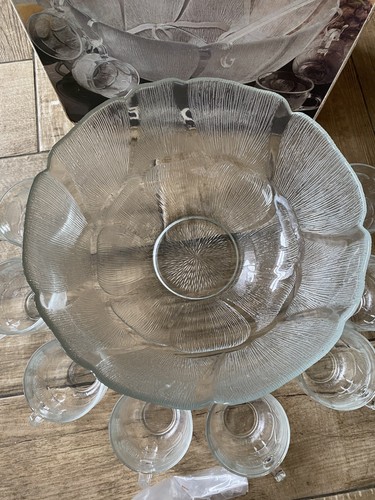 Arcoroc fleur punch bowl - arcoroc,