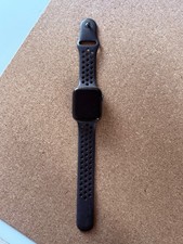 Apple Watch Series 5 44mm