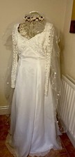 Ellis Bridal gown with veil &