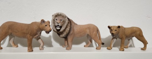 Schleich lion pride figures - lion,