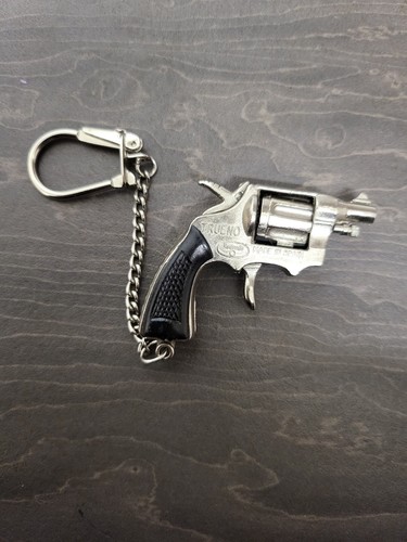 Trueno vintage gun keyring - trueno,