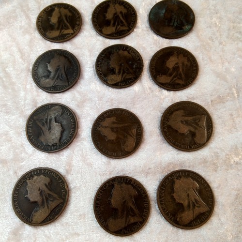 Assorted copper pennies - copper,