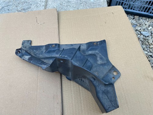 Bmw e90 front splash - front,