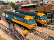Hornby R069 OO Class 43 HST