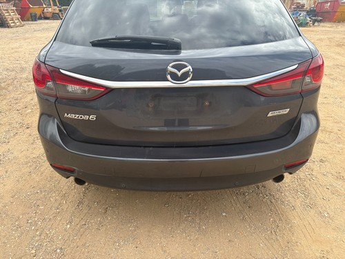 Mazda complete rear - 6, bumper