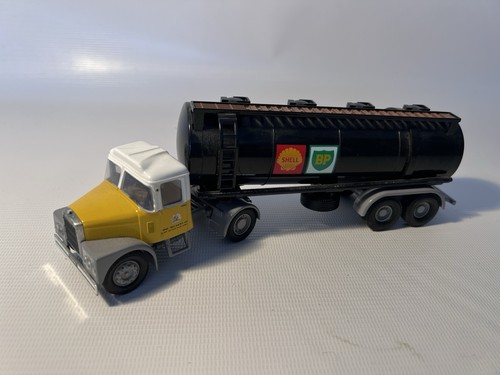 Corgi scammell truck and - corgi,