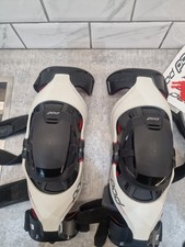Pod knee protection K4 medium