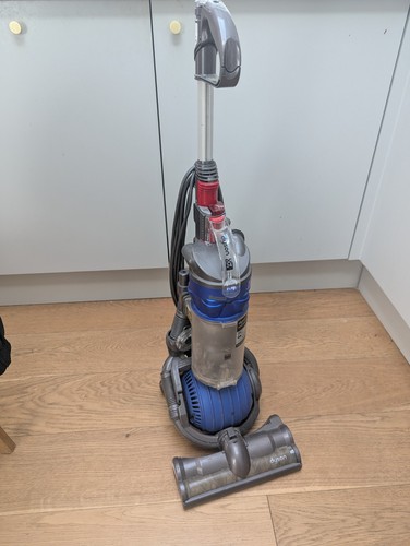 Dyson dc24 upright vacuum - dyson,