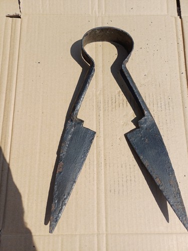 Antique used sheep shears - used,