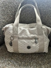 Kipling Art  Medium  Beige