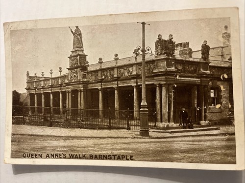 Queen anne walk - queen, anne’s