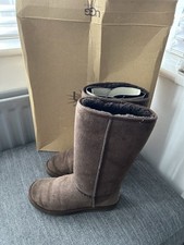 Ugg Australia 5815 Classic Tall Chocolate Brown Sheepskin Boots W8 UK 6.5
