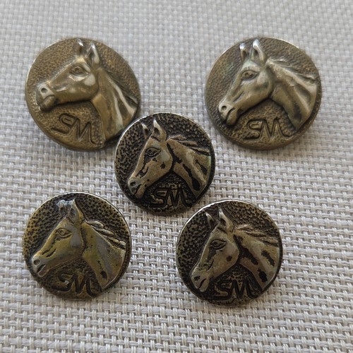 Vintage horse head buttons - head,