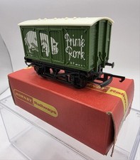 Hornby Railways OO Gauge R.162 Closed Van Prime Pork  Boxed