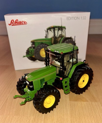 Schuco john deere - 7700, 1:32