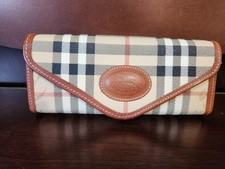 Burberry's Golf Ball Bag, Ball