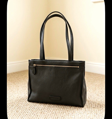 Rowallan black pebbled leather - black,