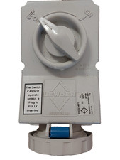 Lewden PM32/3401 32amp Single phase Blue 'commando' socket