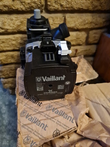 Vaillant epc pump 0010030632 - vaillant,