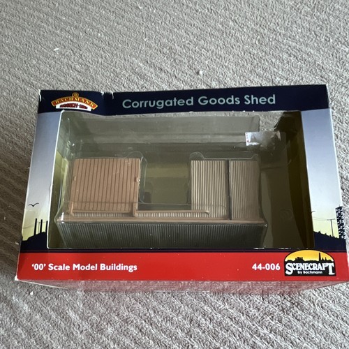 Bachmann scenecraft corrugated - bachmann,