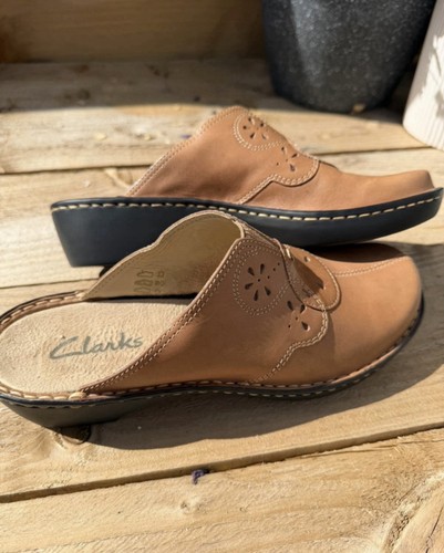 Clarks brown leather - brown,
